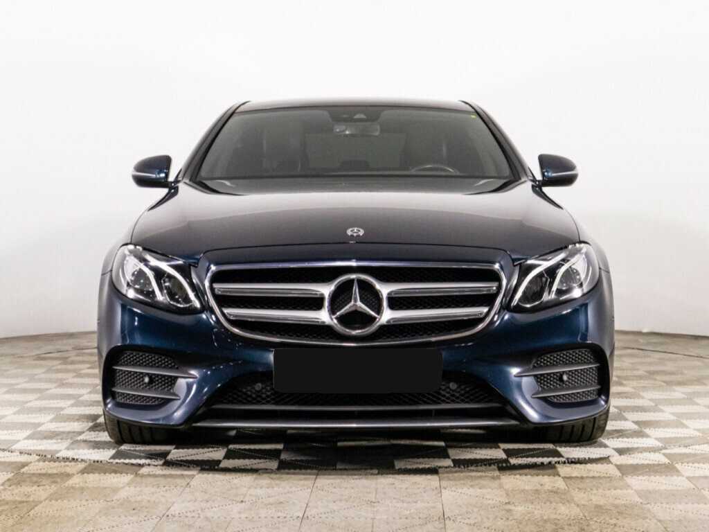 Mercedes-Benz E-Класс с пробегом — 2017 год. Фото: #1