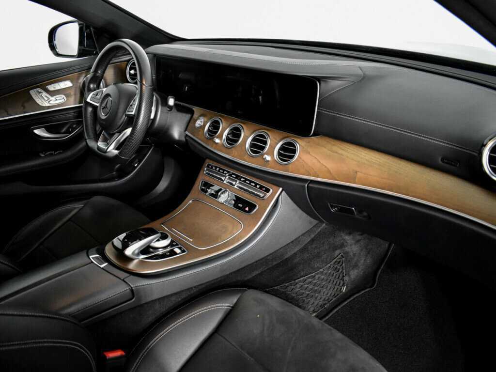 Mercedes-Benz E-Класс с пробегом — 2017 год. Фото: #9