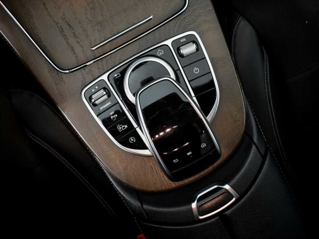 Mercedes-Benz E-Класс с пробегом — 2017 год. Фото: #19