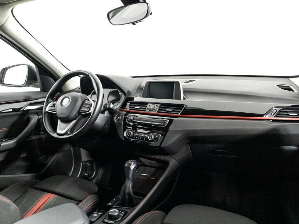 BMW X1 с пробегом — 2018 год. Фото: #8