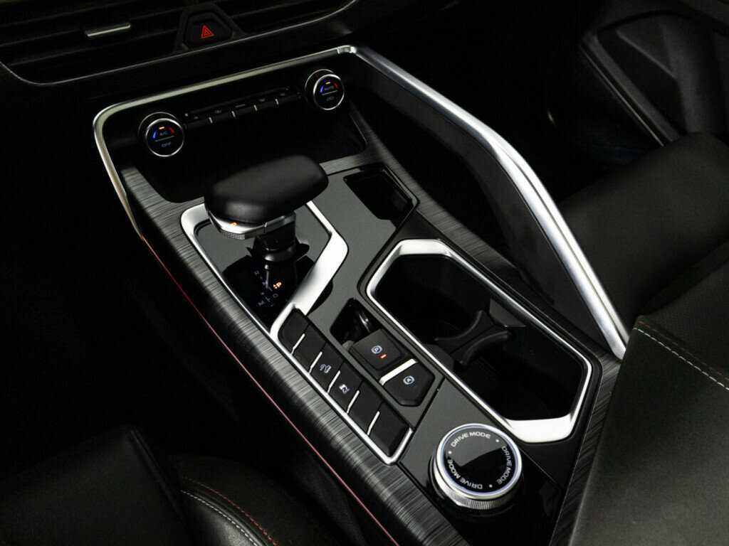 Geely Tugella с пробегом — 2022 год. Фото: #19