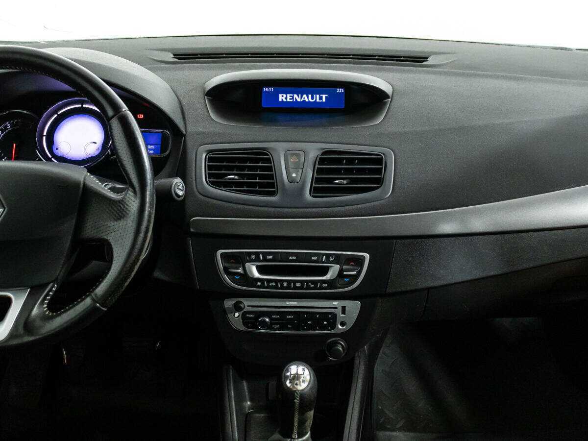 Renault Fluence с пробегом — 2013 год. Фото: #13