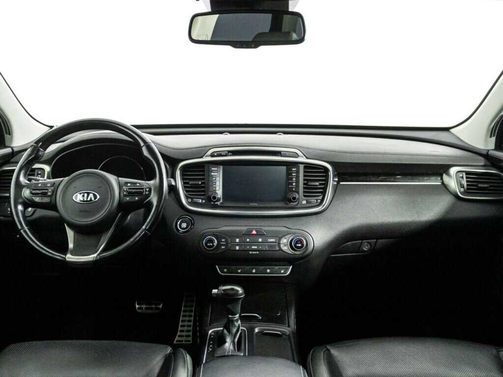 Kia Sorento с пробегом — 2016 год. Фото: #12