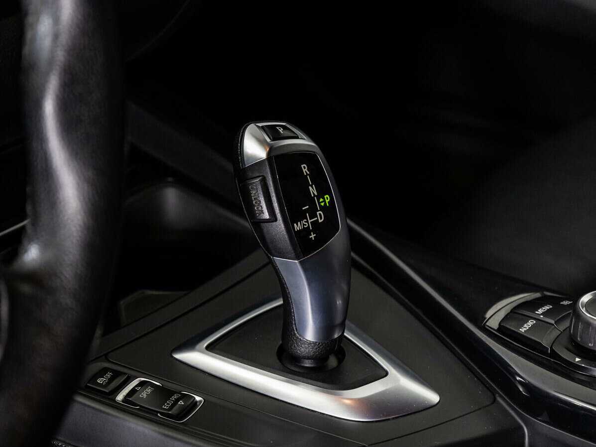 BMW 1 серии с пробегом — 2012 год. Фото: #20