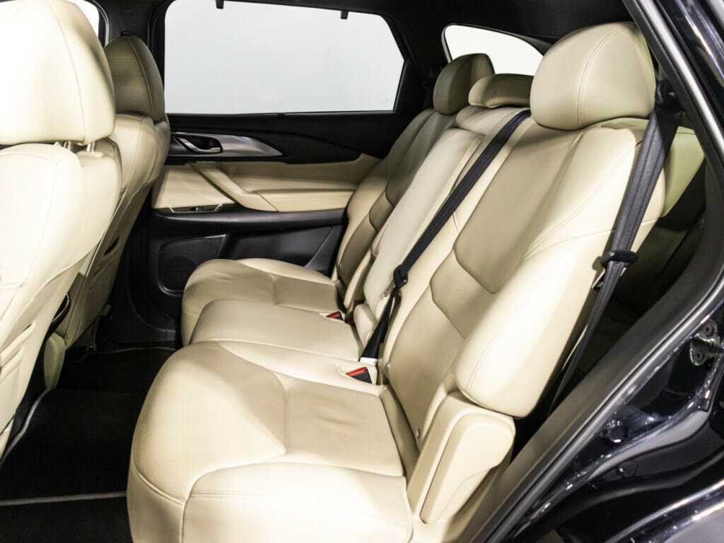 Mazda CX-9 с пробегом — 2017 год. Фото: #9