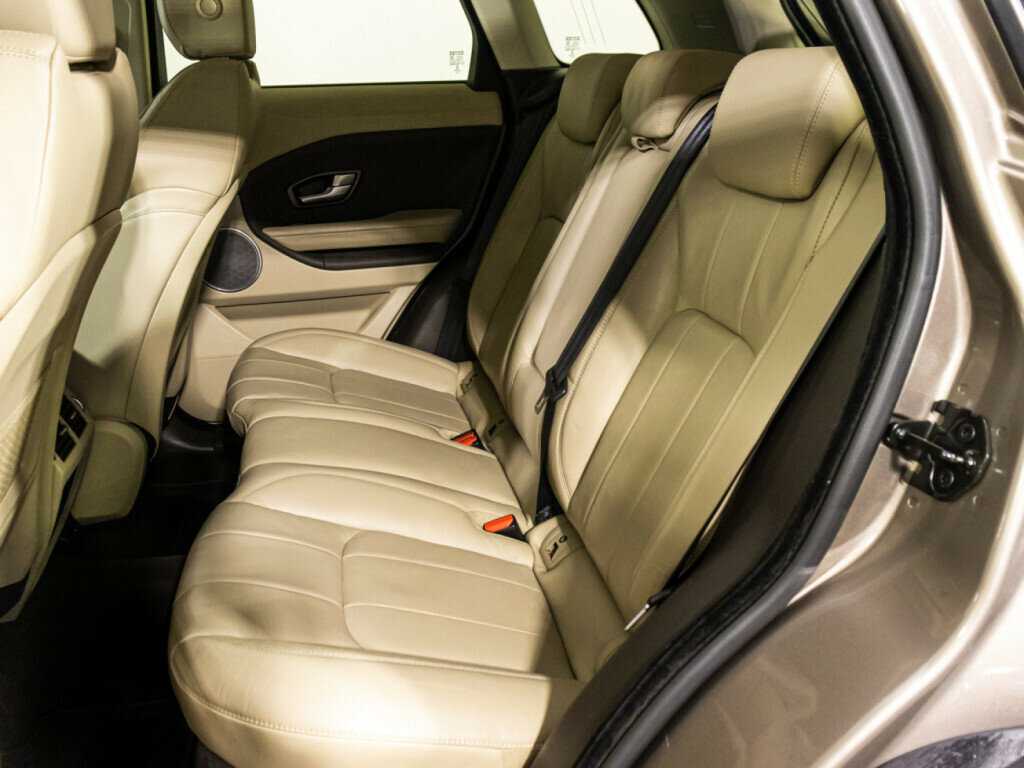 Land Rover Range Rover Evoque с пробегом — 2017 год. Фото: #9