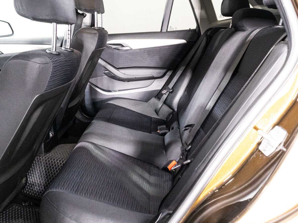 BMW X1 с пробегом — 2014 год. Фото: #9