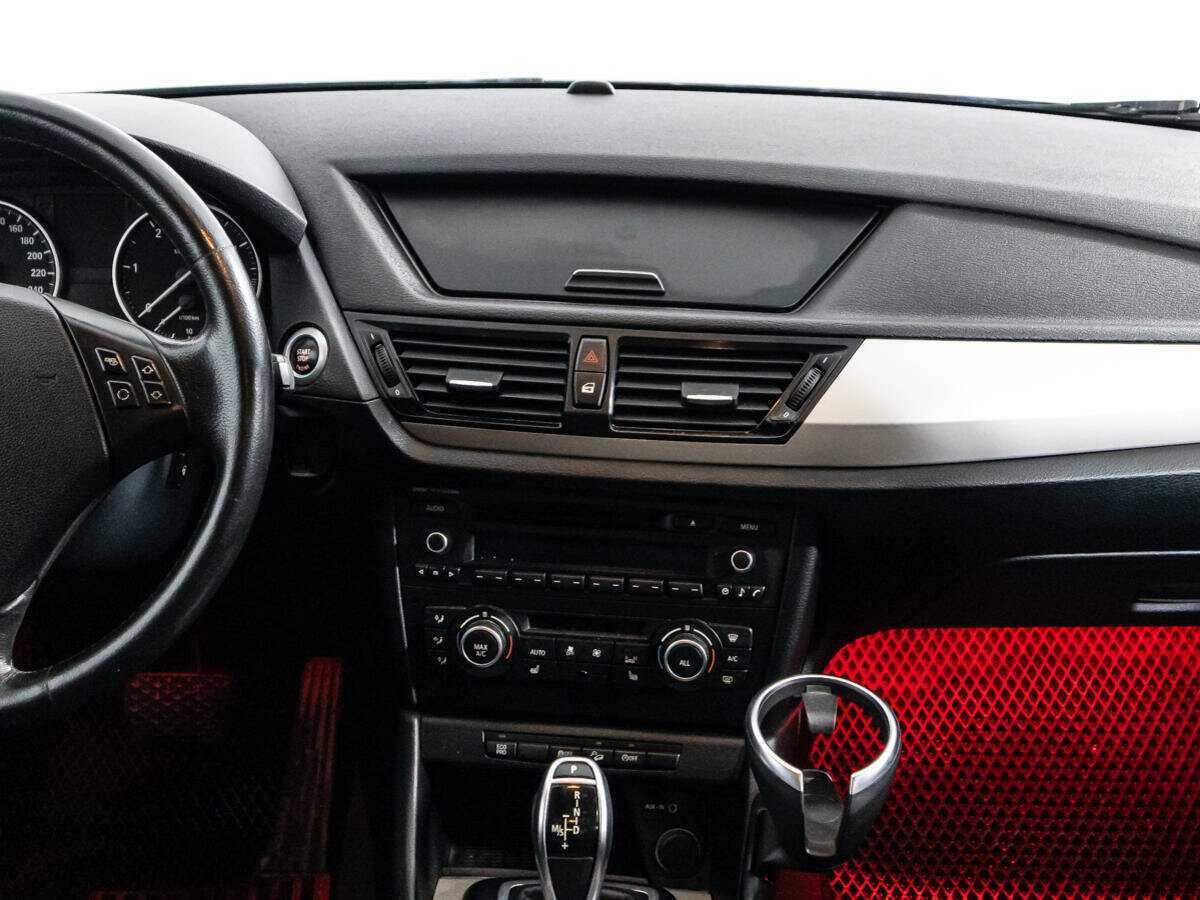 BMW X1 с пробегом — 2014 год. Фото: #13