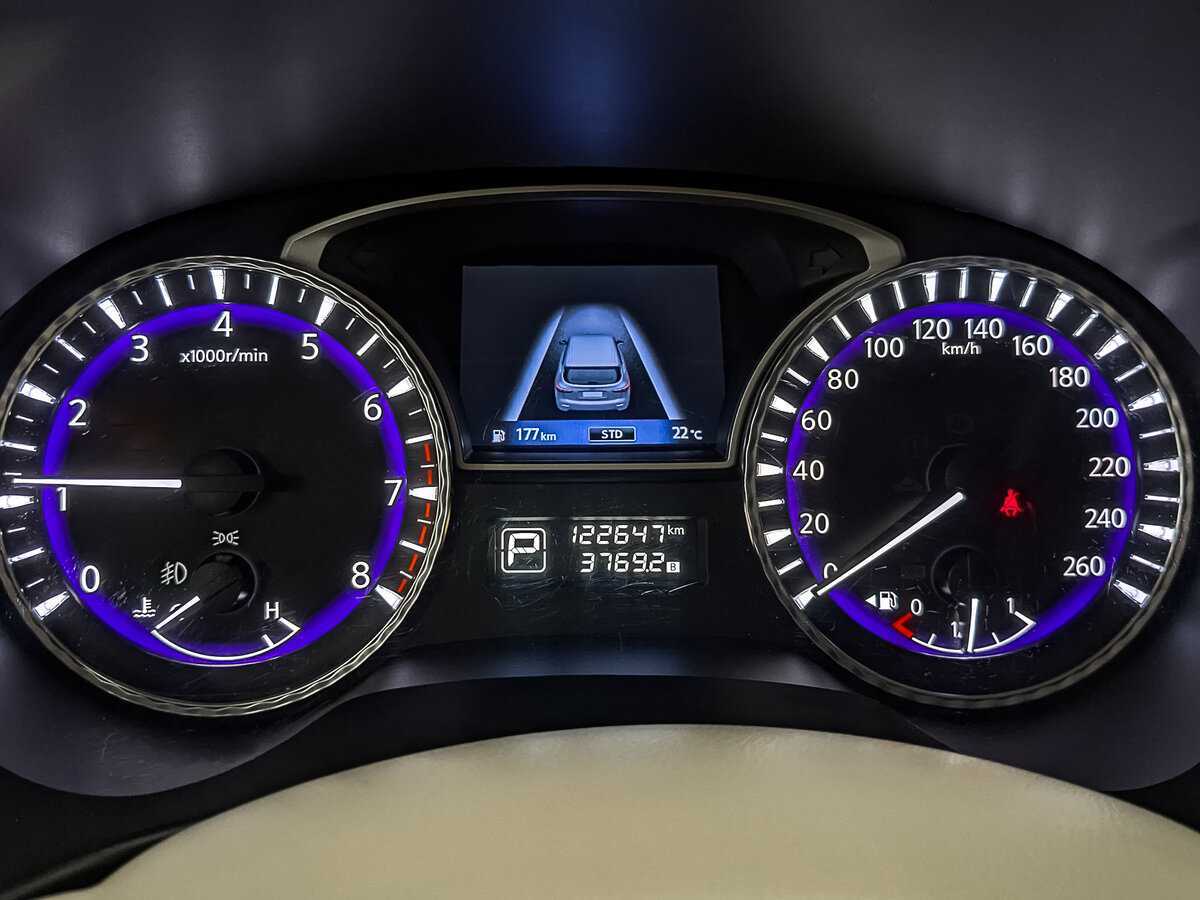 Infiniti QX60 с пробегом — 2014 год. Фото: #15
