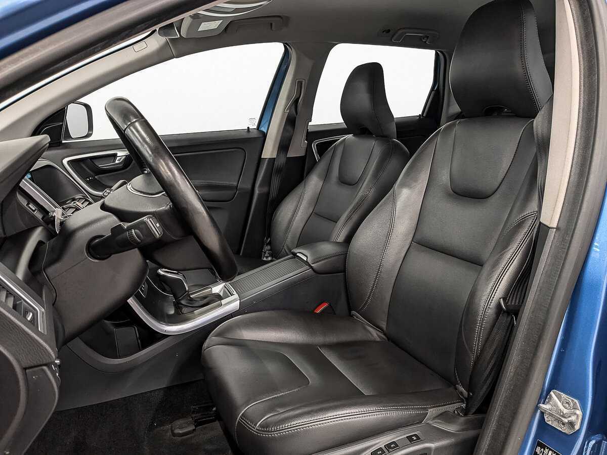 Volvo XC60 с пробегом — 2015 год. Фото: #19