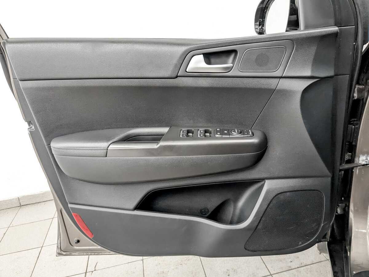 Kia Sportage с пробегом — 2018 год. Фото: #18