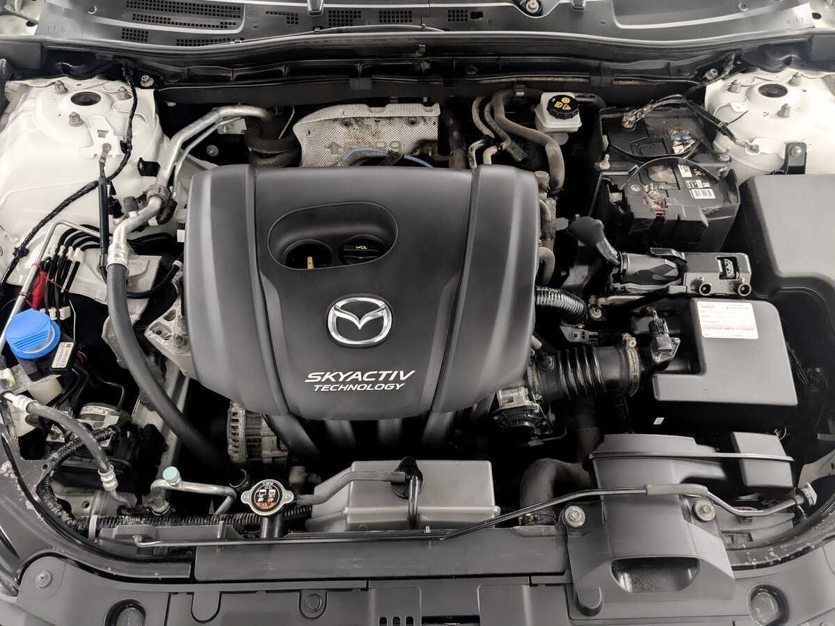 Mazda 3 с пробегом — 2014 год. Фото: #8