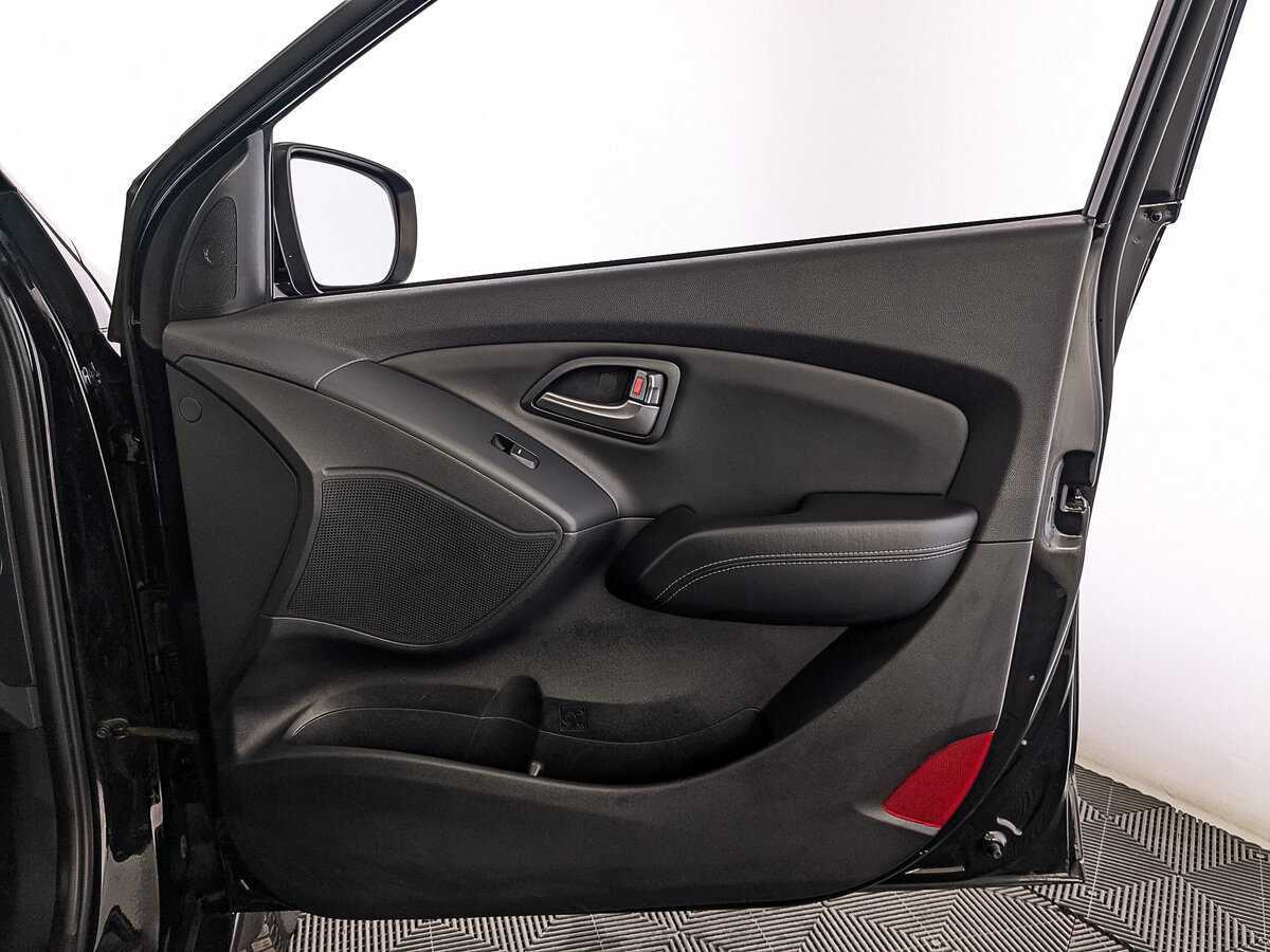 Hyundai ix35 с пробегом — 2015 год. Фото: #24