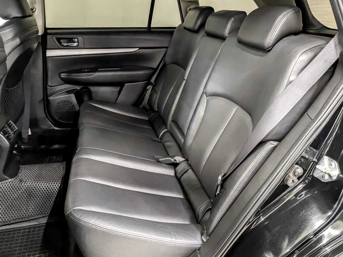 Subaru Outback с пробегом — 2013 год. Фото: #11
