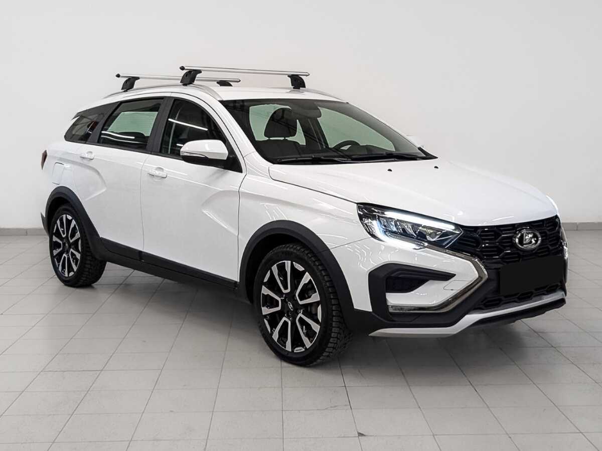 Lada (ВАЗ) Vesta с пробегом — 2024 год. Фото: #2