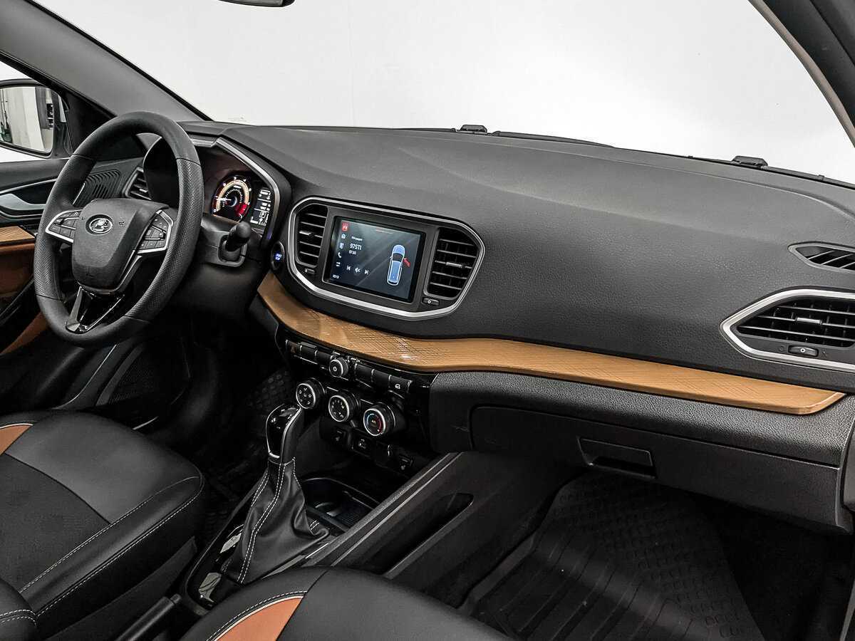 Lada (ВАЗ) Vesta с пробегом — 2024 год. Фото: #12