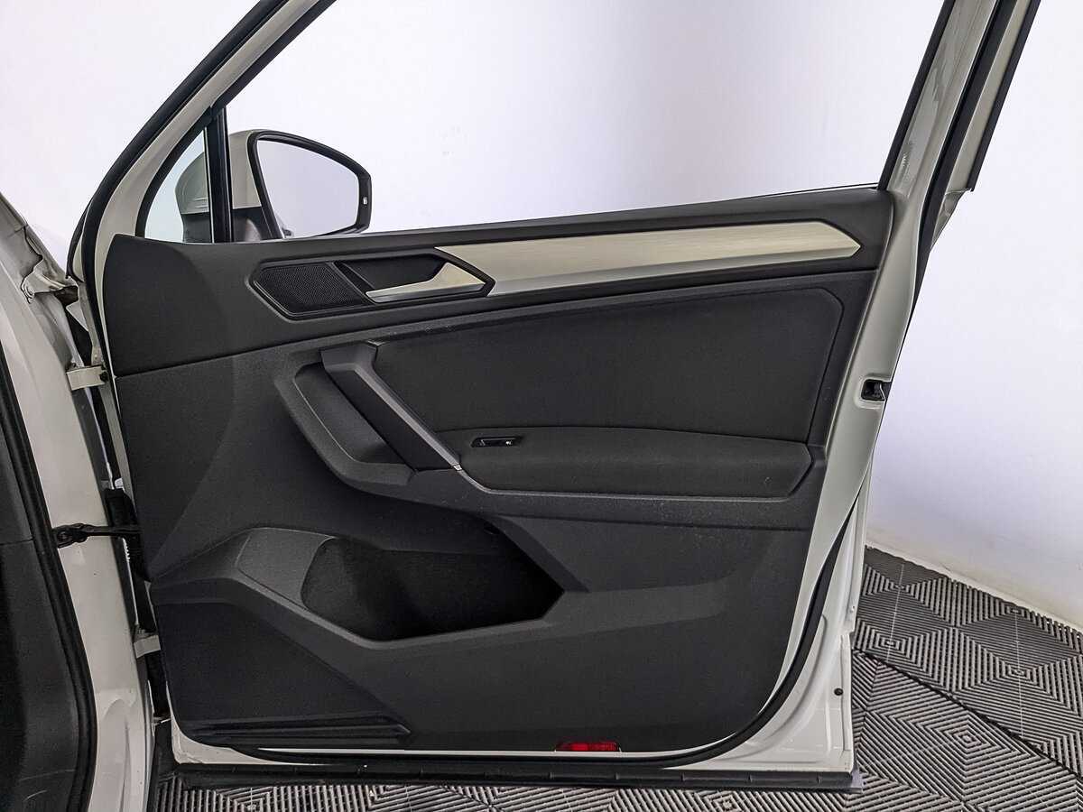 Volkswagen Tiguan с пробегом — 2018 год. Фото: #24