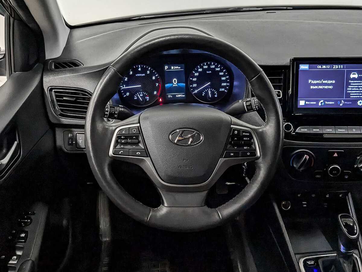 Hyundai Solaris с пробегом — 2021 год. Фото: #20