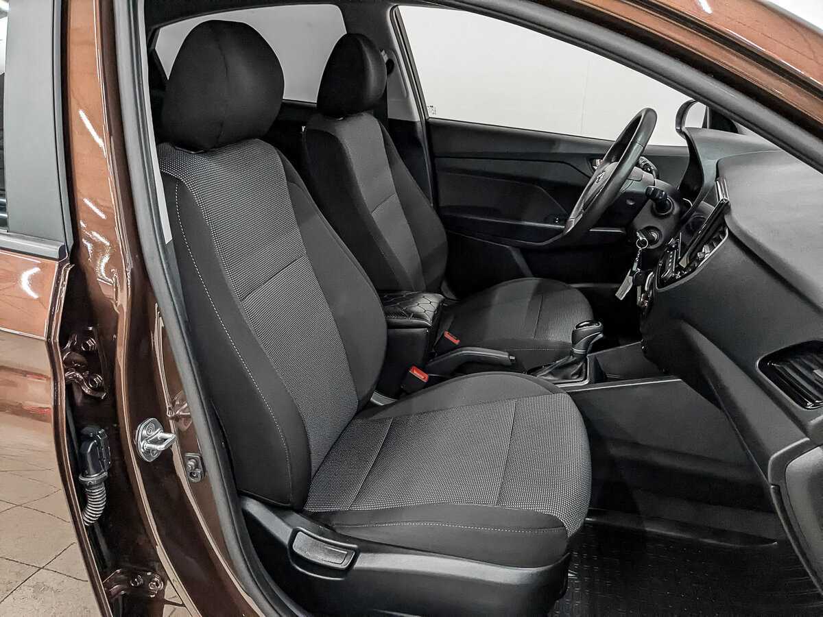 Hyundai Solaris с пробегом — 2021 год. Фото: #22