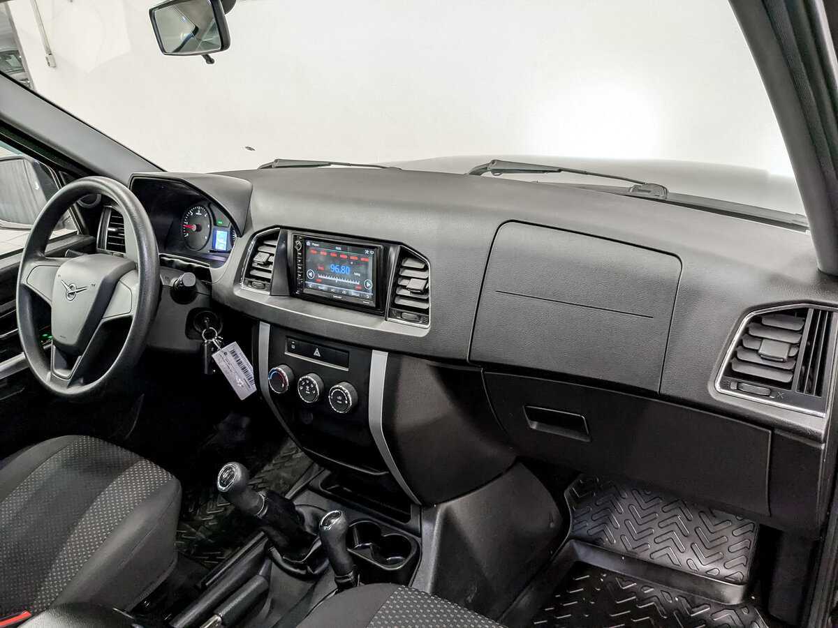 УАЗ Patriot с пробегом — 2018 год. Фото: #10