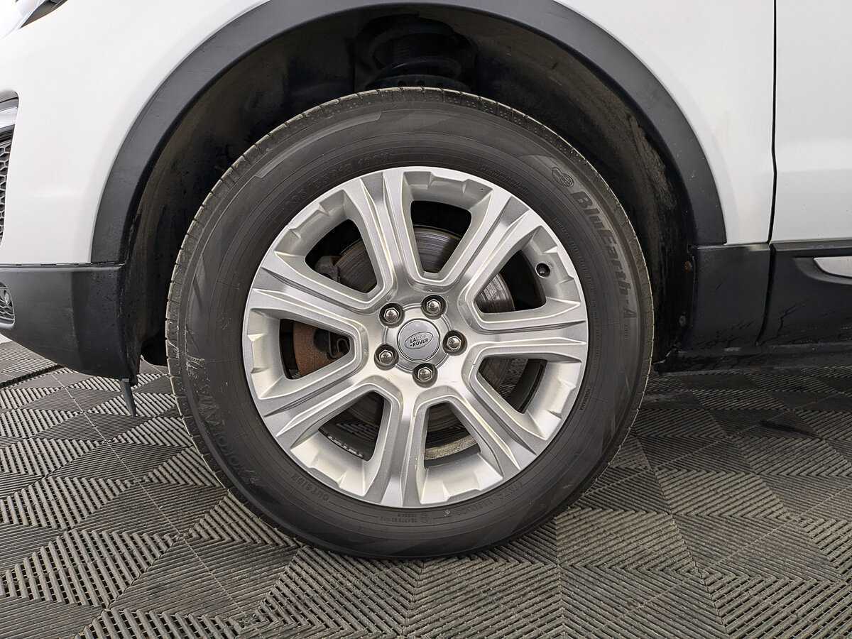 Land Rover Range Rover Evoque с пробегом — 2017 год. Фото: #11