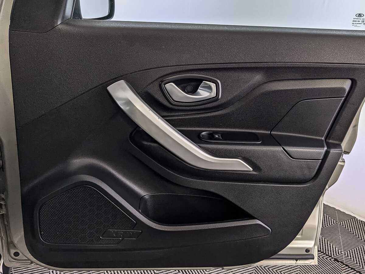 Lada (ВАЗ) XRAY с пробегом — 2019 год. Фото: #24