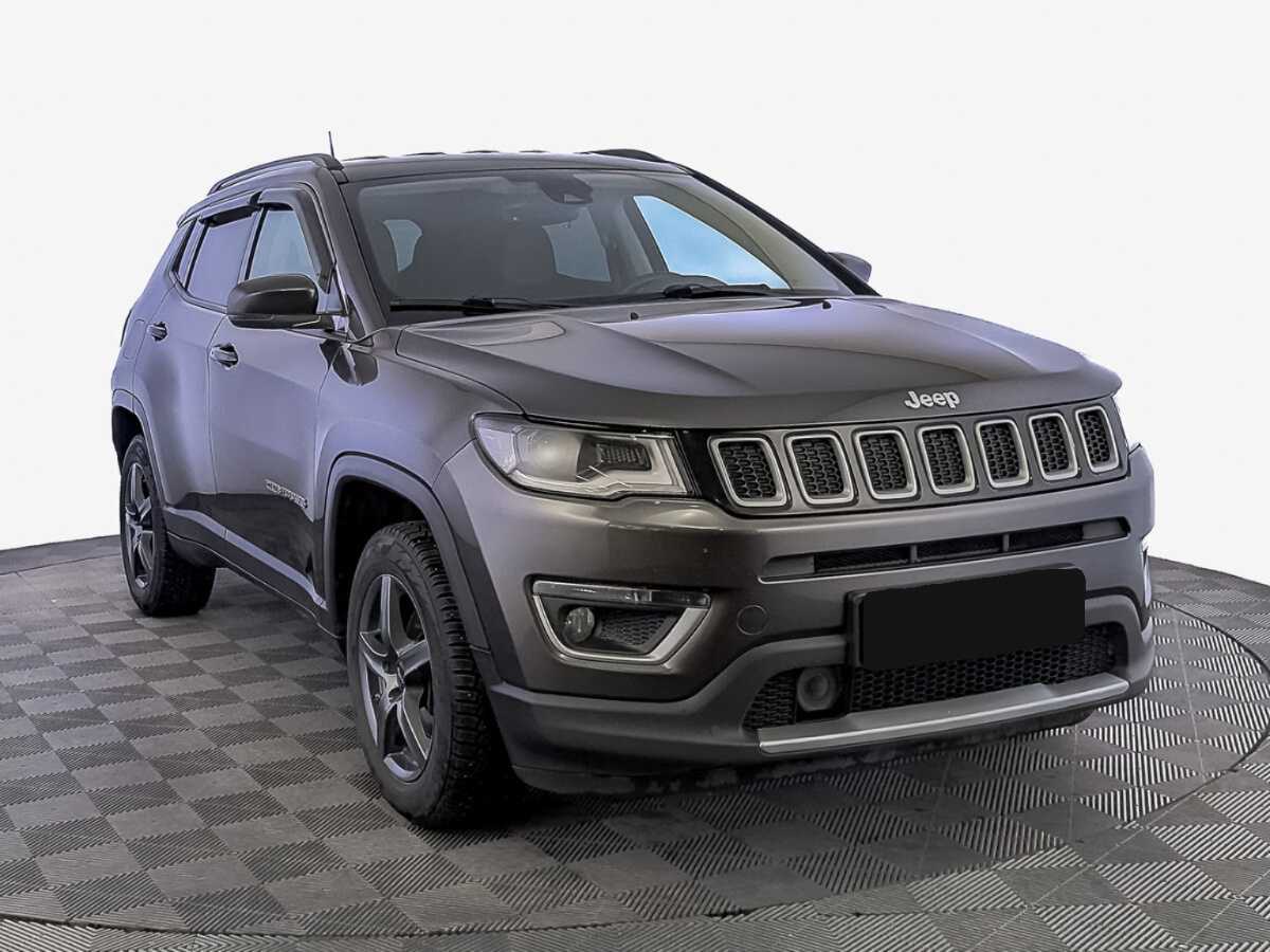 Jeep Compass с пробегом — 2018 год. Фото: #2