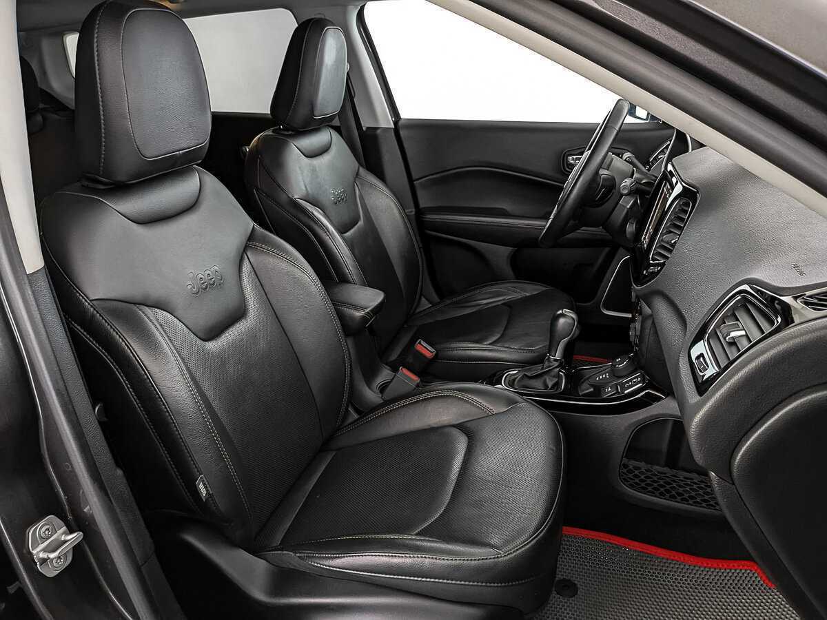 Jeep Compass с пробегом — 2018 год. Фото: #22
