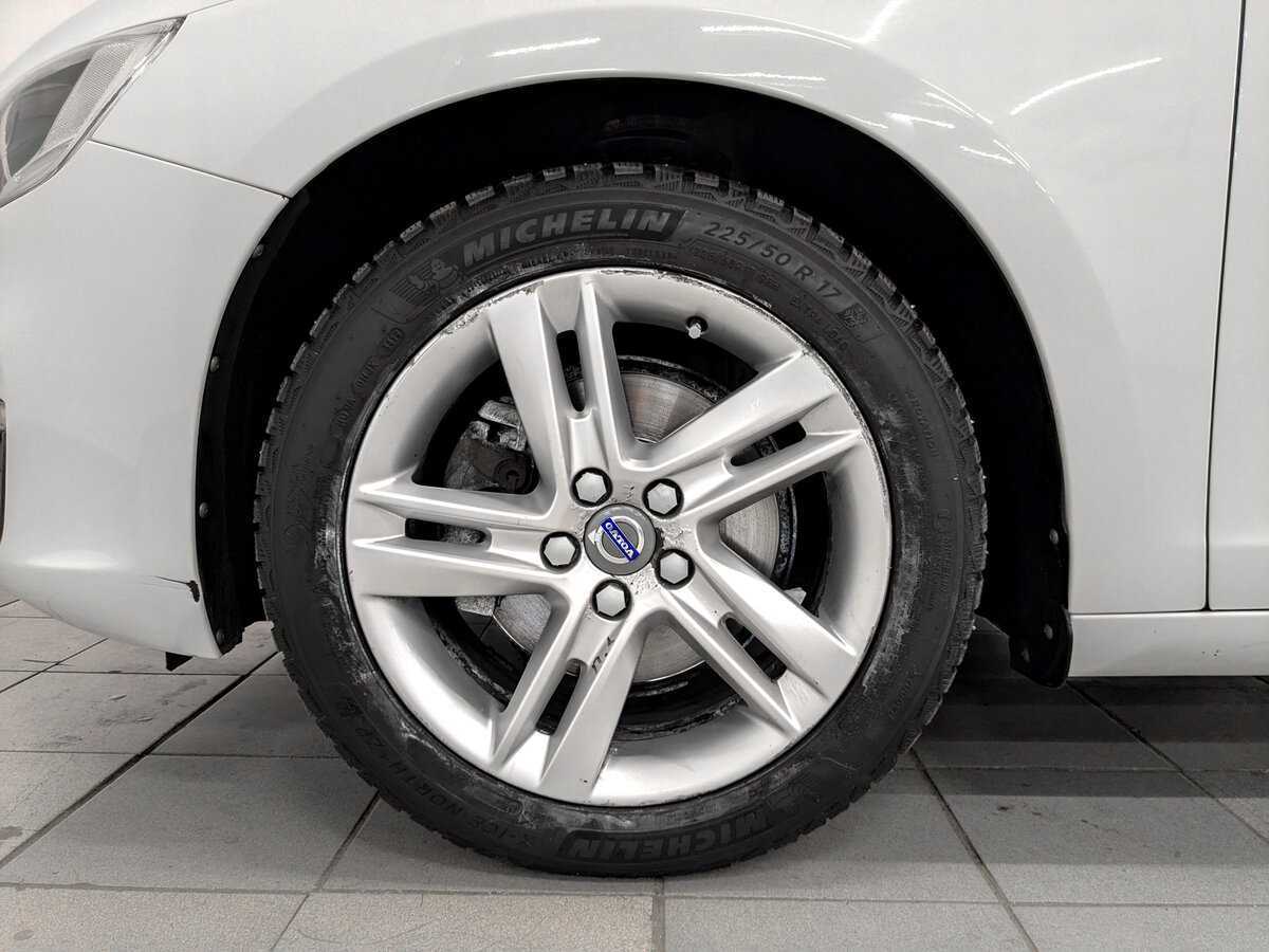 Volvo S60 с пробегом — 2016 год. Фото: #18