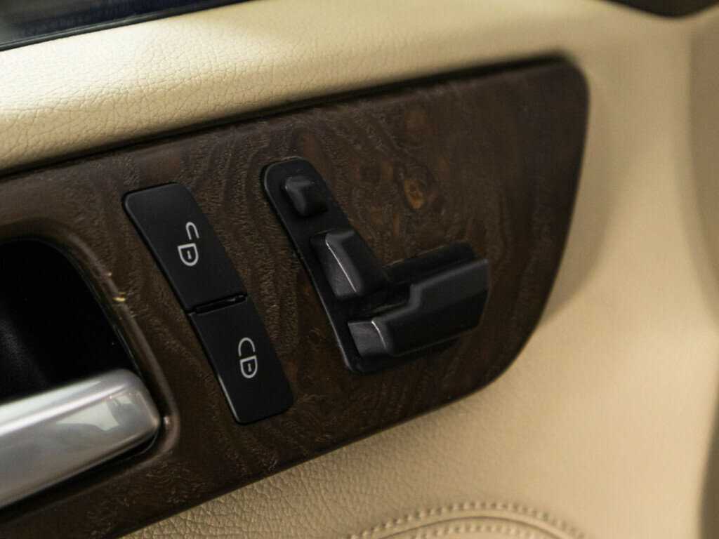 Mercedes-Benz M-Класс с пробегом — 2015 год. Фото: #14