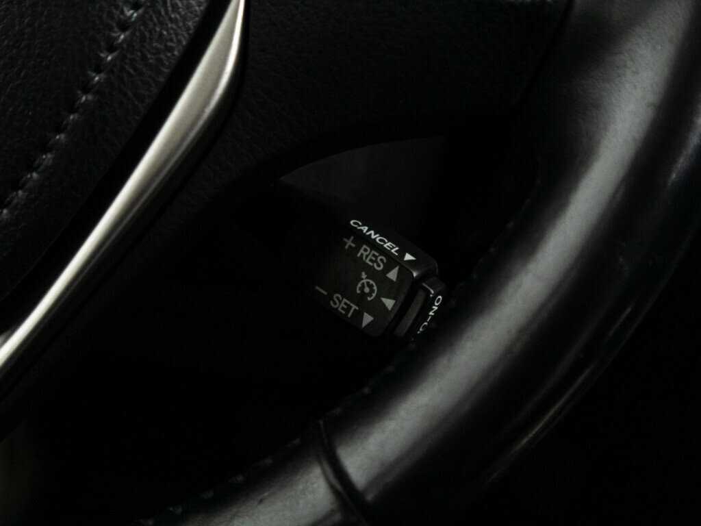 Toyota RAV4 с пробегом — 2016 год. Фото: #20