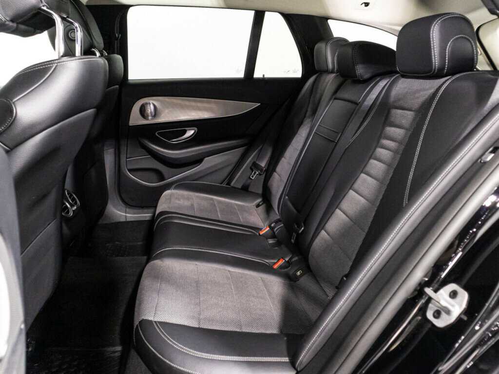 Mercedes-Benz E-Класс с пробегом — 2018 год. Фото: #9