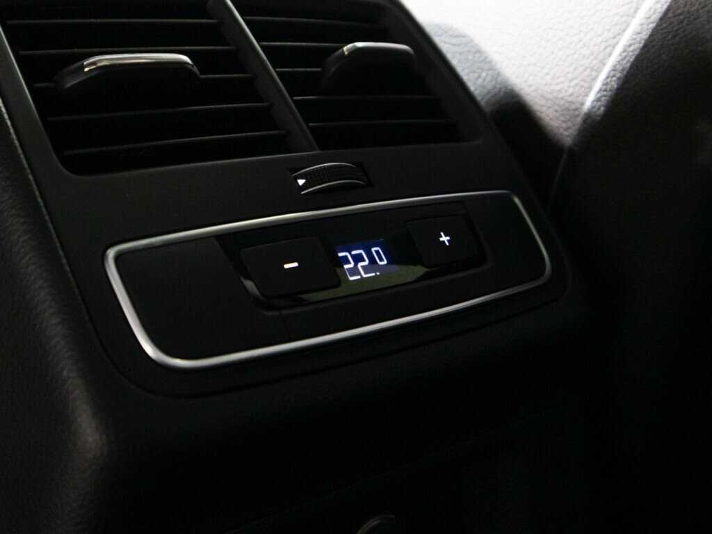 Audi A4 с пробегом — 2016 год. Фото: #18