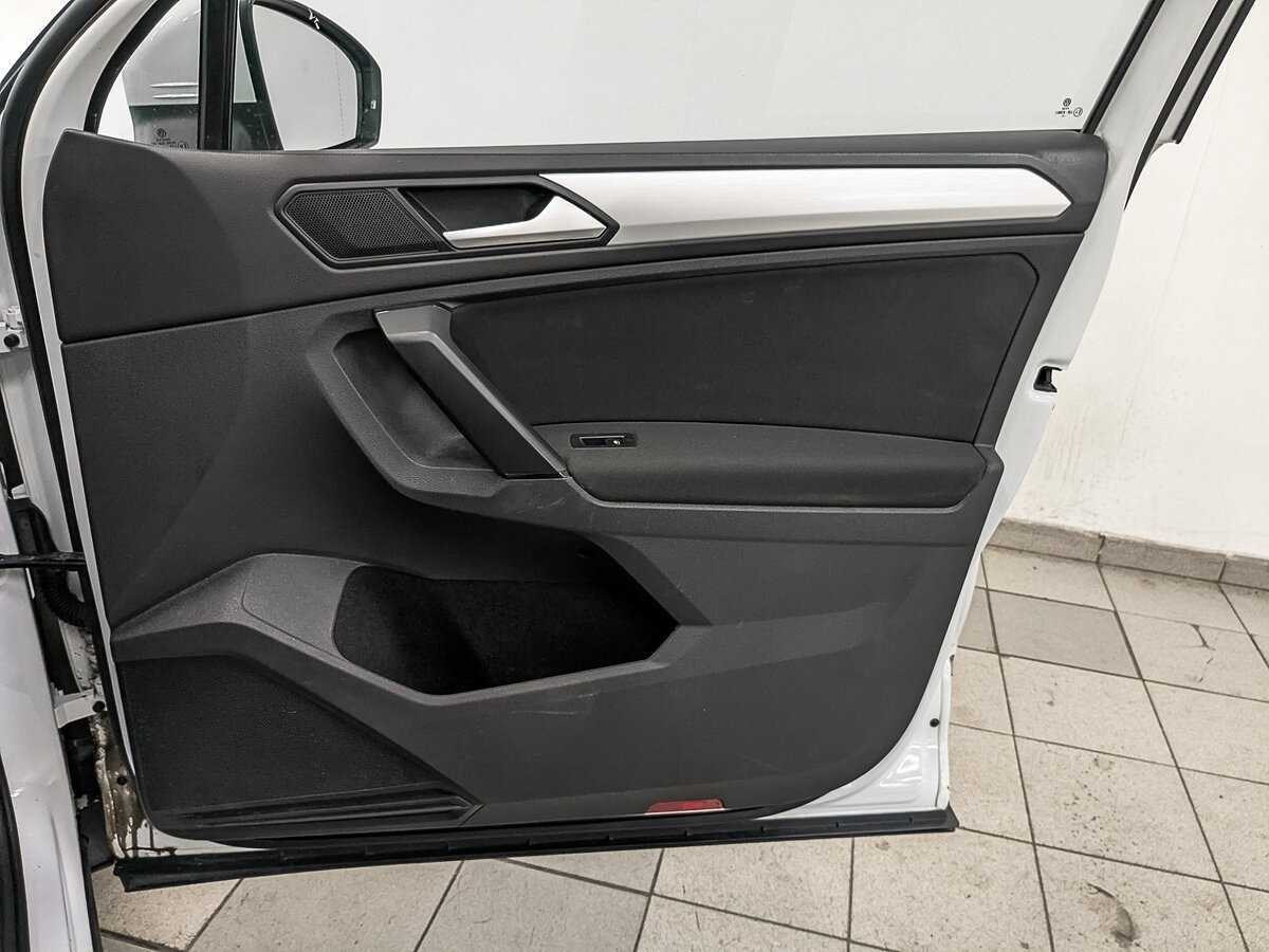 Volkswagen Tiguan с пробегом — 2021 год. Фото: #22