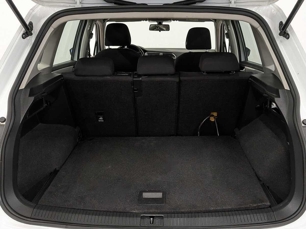 Volkswagen Tiguan с пробегом — 2021 год. Фото: #9