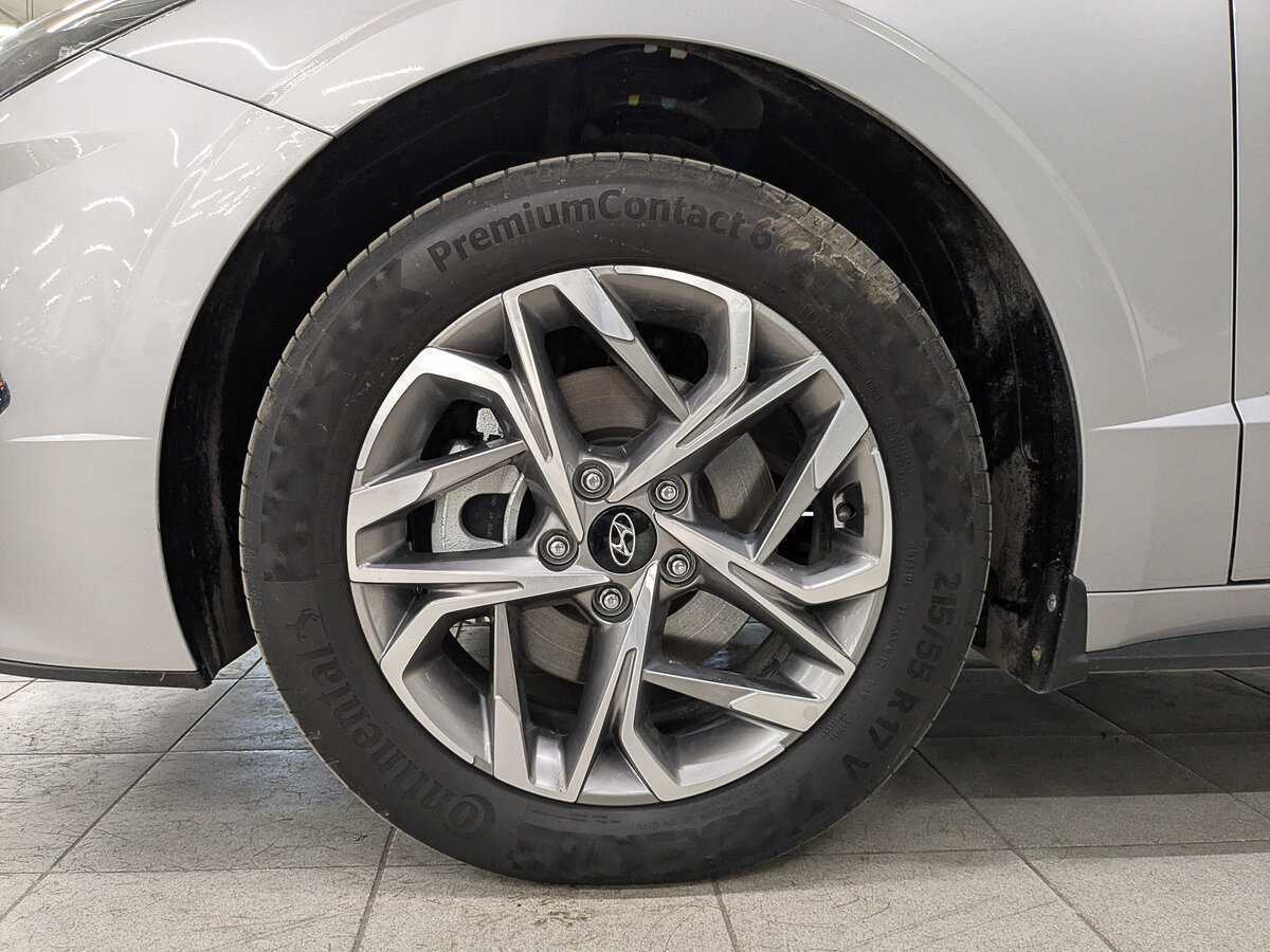 Hyundai Sonata с пробегом — 2022 год. Фото: #11