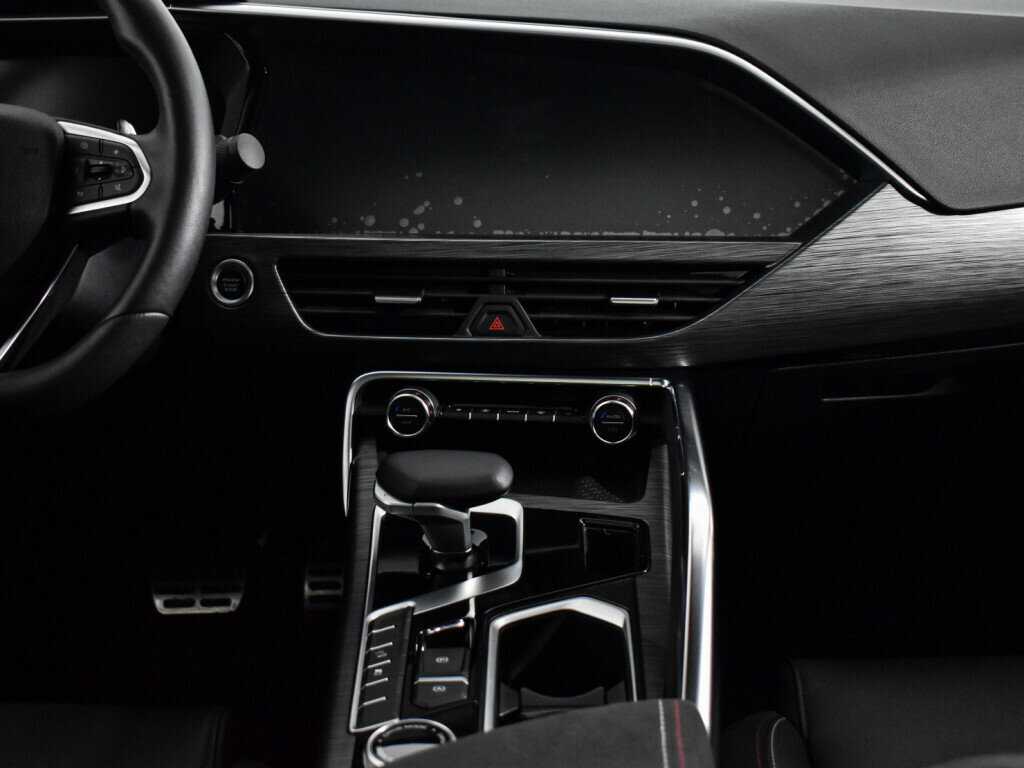 Geely Tugella с пробегом — 2022 год. Фото: #17