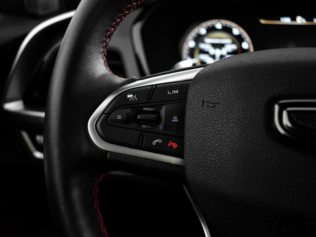 Geely Tugella с пробегом — 2022 год. Фото: #20