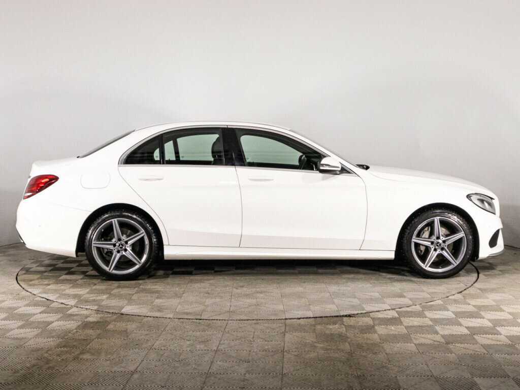 Mercedes-Benz C-Класс с пробегом — 2017 год. Фото: #3