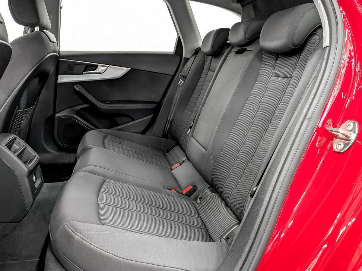 Audi A4 с пробегом — 2017 год. Фото: #11