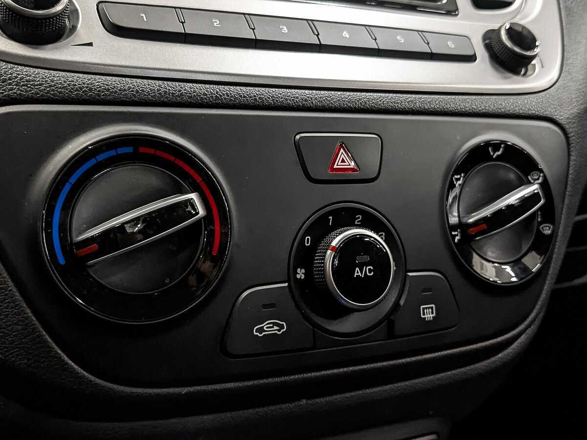 Hyundai Solaris с пробегом — 2021 год. Фото: #18