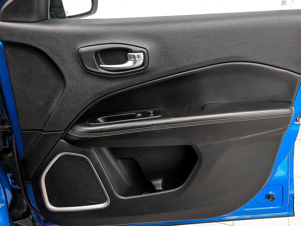 Jeep Compass с пробегом — 2018 год. Фото: #22