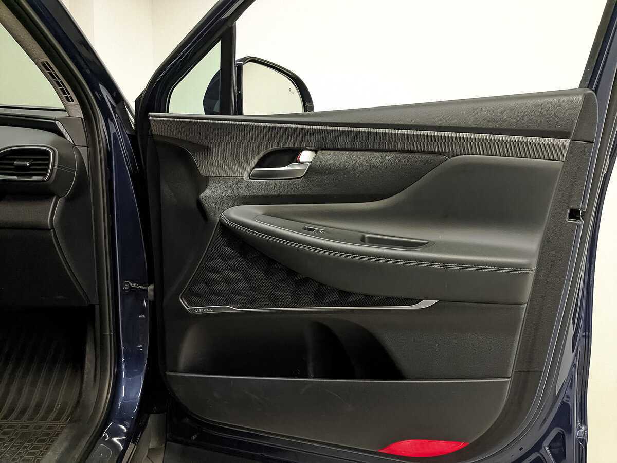 Hyundai Santa Fe с пробегом — 2018 год. Фото: #22