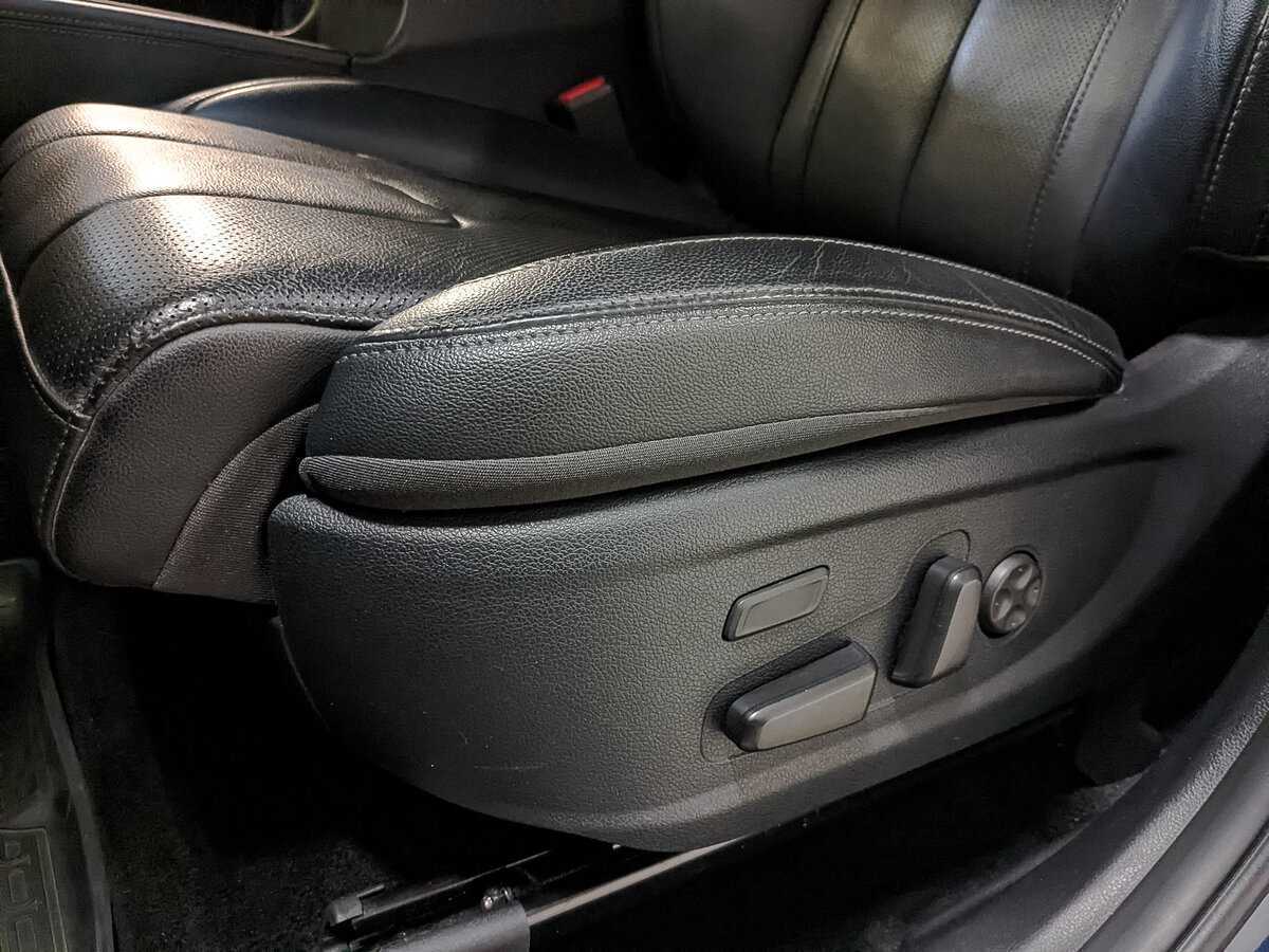 Hyundai Santa Fe с пробегом — 2018 год. Фото: #23