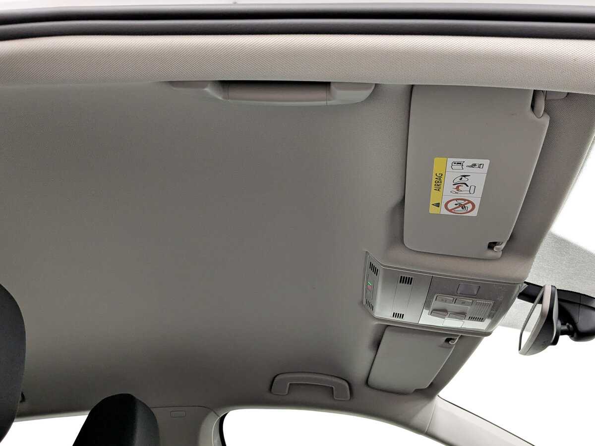 Volkswagen Jetta с пробегом — 2020 год. Фото: #21