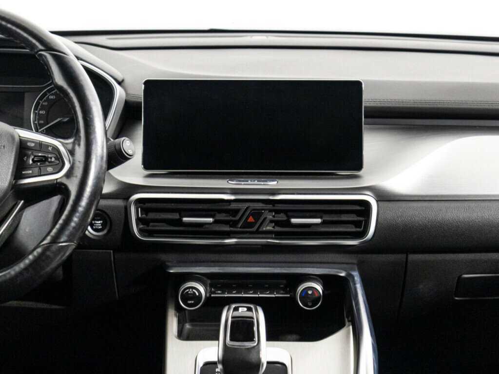 Geely Coolray с пробегом — 2021 год. Фото: #13