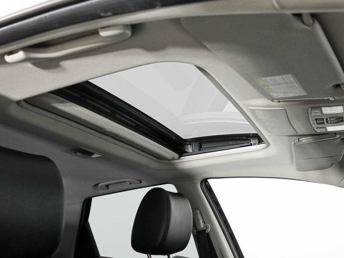 Mazda CX-7 с пробегом — 2012 год. Фото: #11