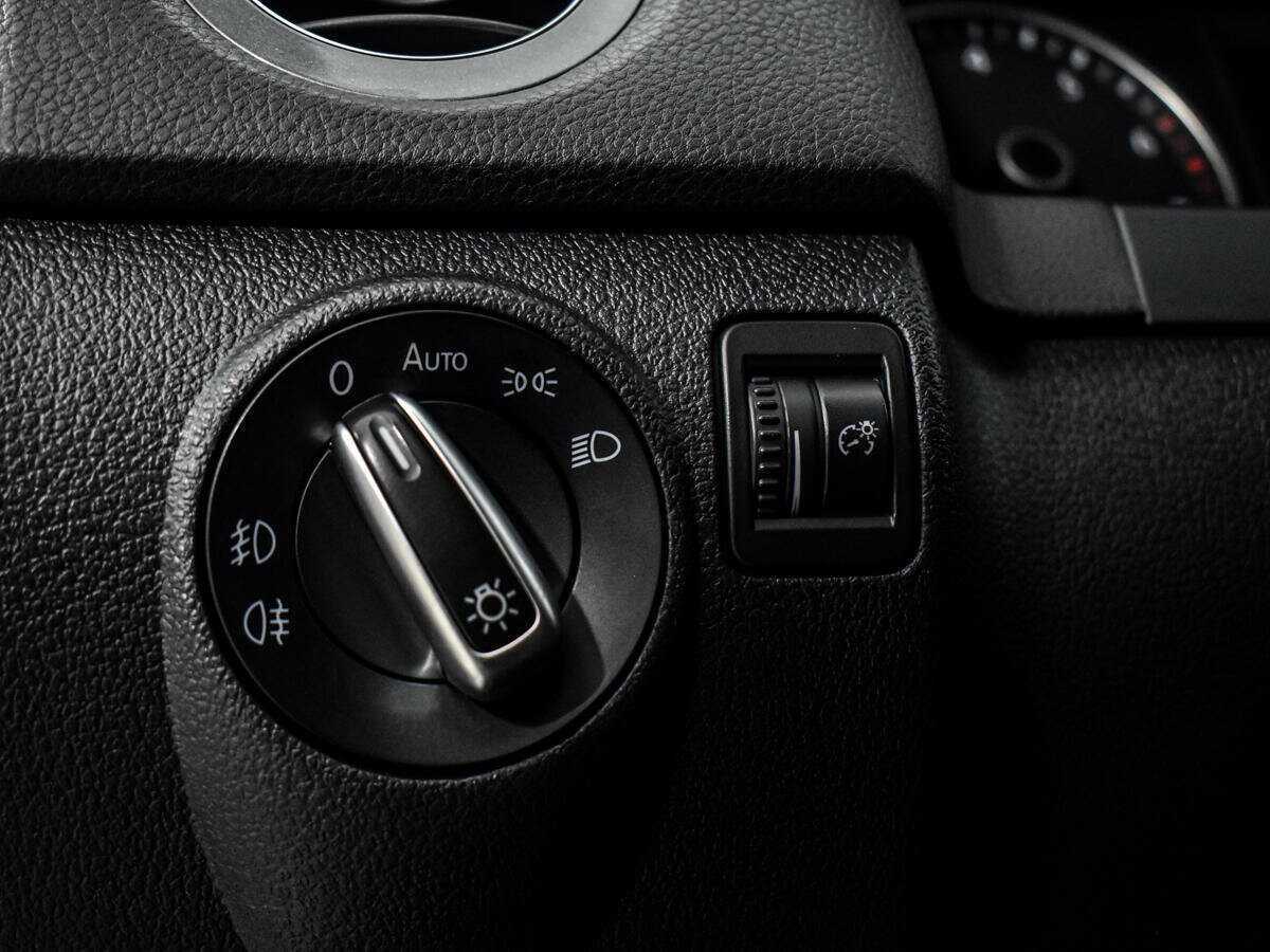 Volkswagen Tiguan с пробегом — 2012 год. Фото: #9