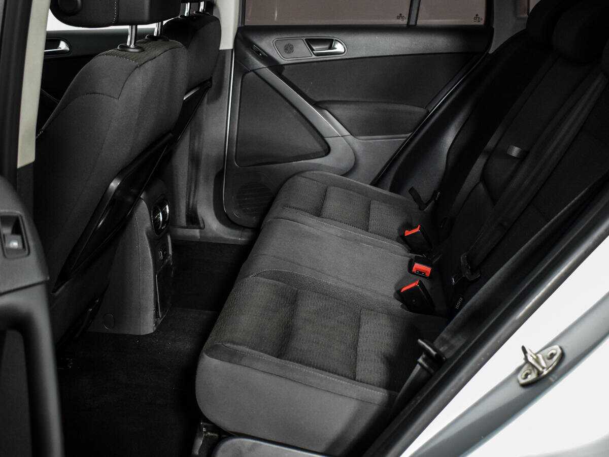Volkswagen Tiguan с пробегом — 2012 год. Фото: #10