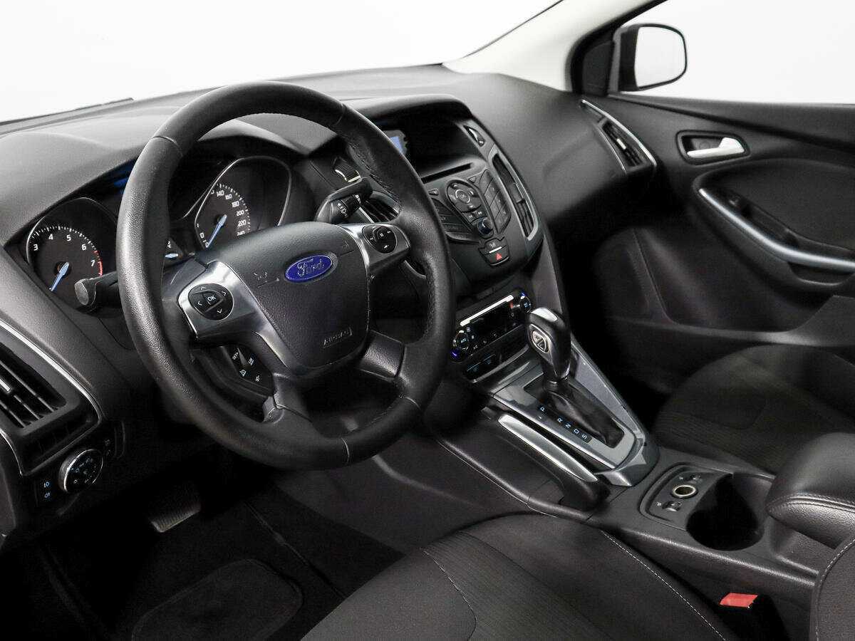 Ford Focus с пробегом — 2012 год. Фото: #6